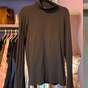 Lululemon turtleneck size 10?